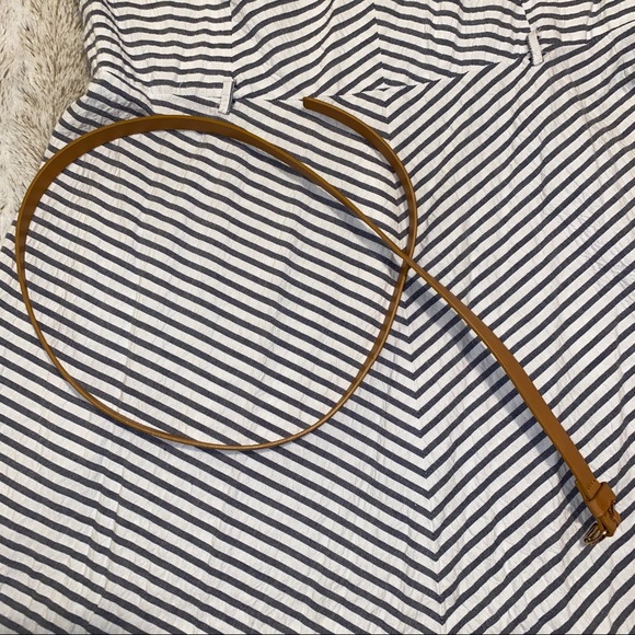 SOLD‼️ MICHAEL KORS SEERSUCKER MAXI DRESS W/ HALTER NECKLINE & BELT WAIST - Picture 4 of 8